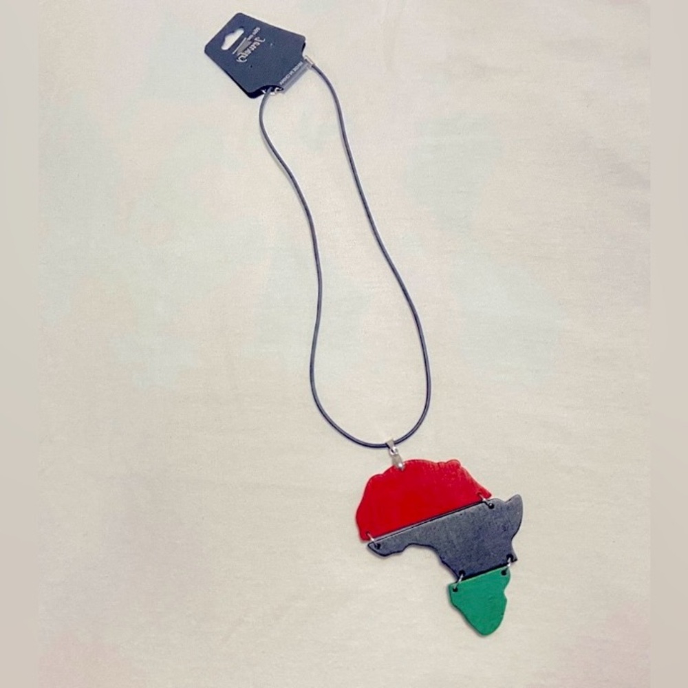 Africa Red Black Green Necklace